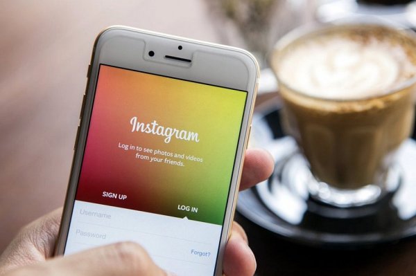 Instagram позволит пользователям скачивать фото и видео