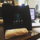 Популярный сервис доставки еды Uber Eats прекращает работу в России Популярный сервис доставки еды Uber Eats прекращает работу в России
